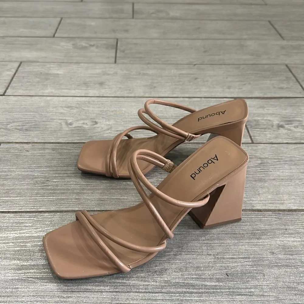 Abound Austyn Strappy Sandal (Women) New!